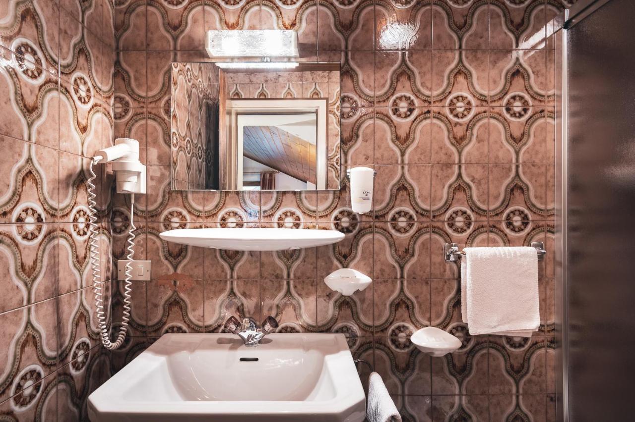 Garni Iosc Hotel San Vigilio Di Marebbe Kültér fotó