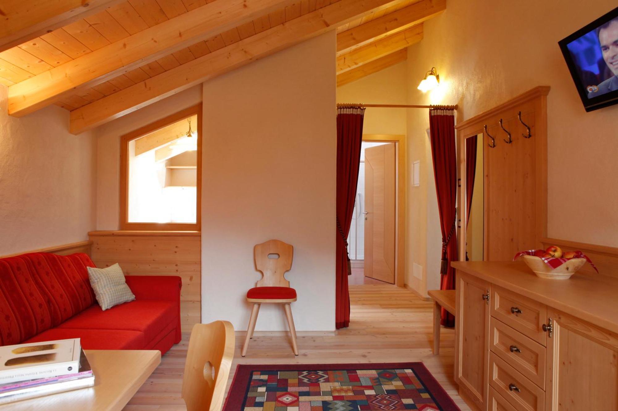 Garni Iosc Hotel San Vigilio Di Marebbe Kültér fotó